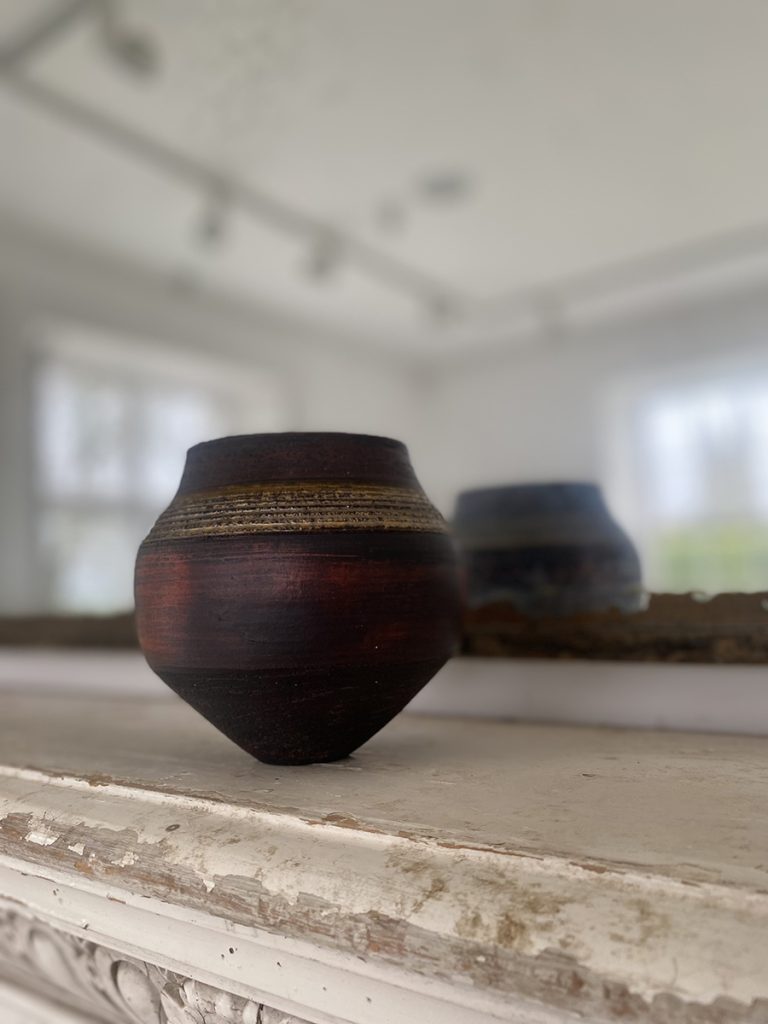 Jason Wason - Gold, Red & Black Flashes Jar, Ceramic, 14x15cm