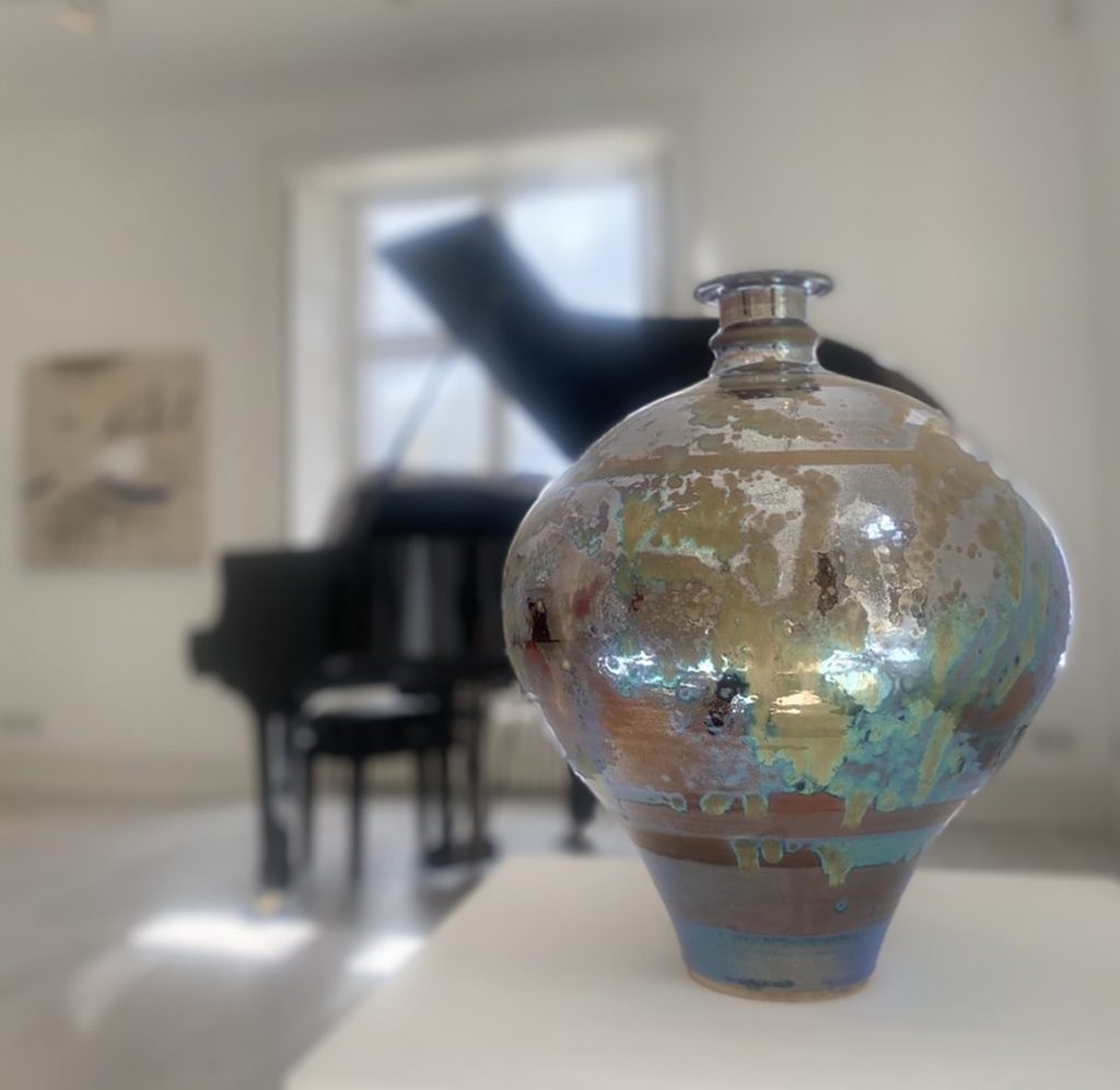 Sutton Taylor - Large Bottle, Lustreware, 45x38cm